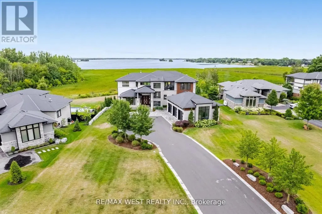 83 Navigation Drive, Prince Edward County (Ameliasburg Ward)